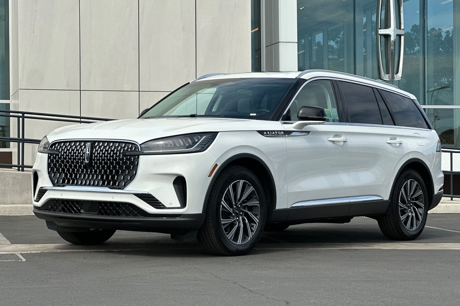 2025 Lincoln Aviator Premiere