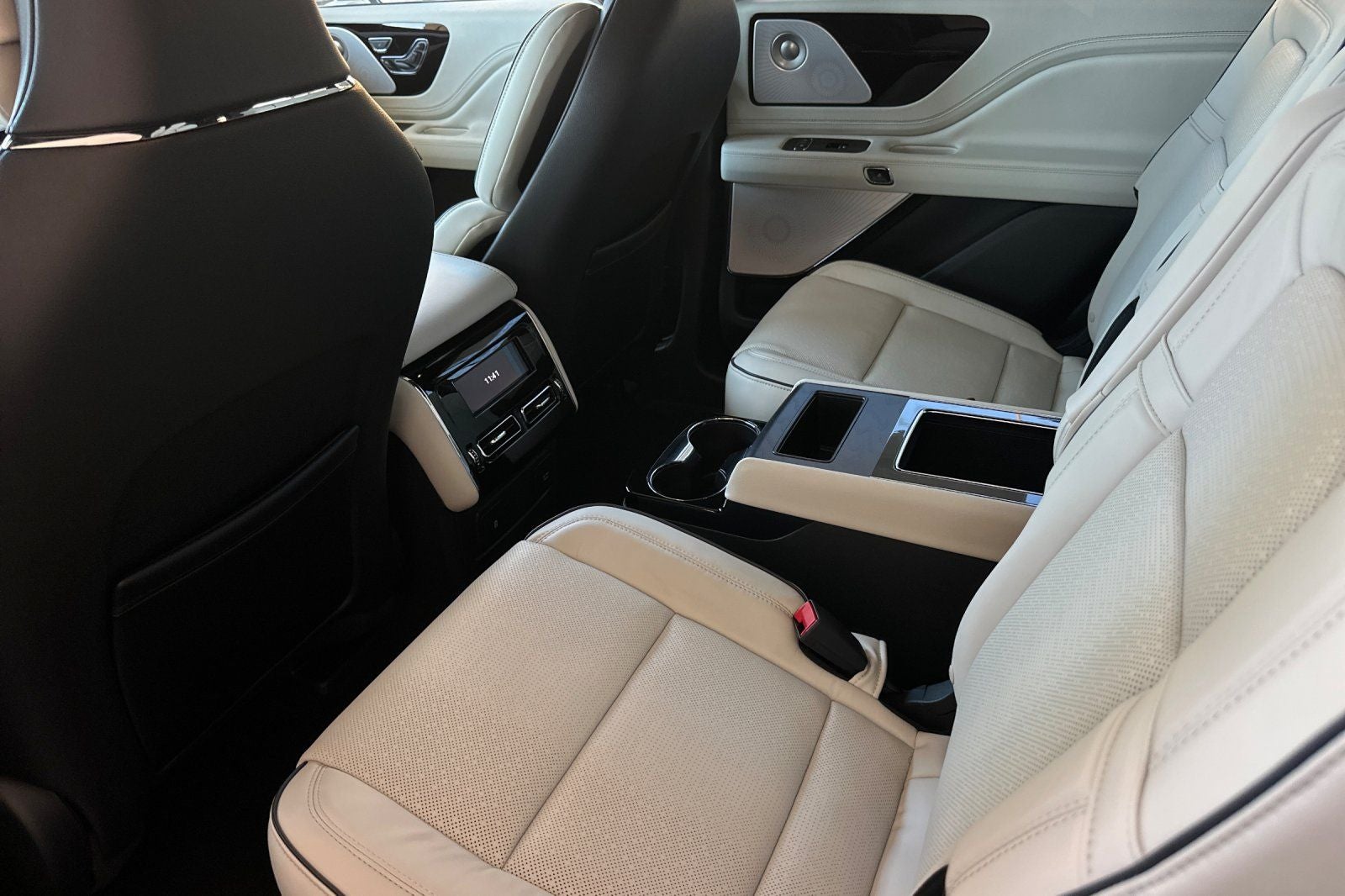 2026 Lincoln Aviator Black Label Premium