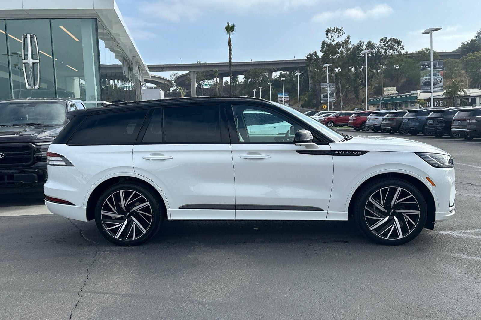 2026 Lincoln Aviator Black Label