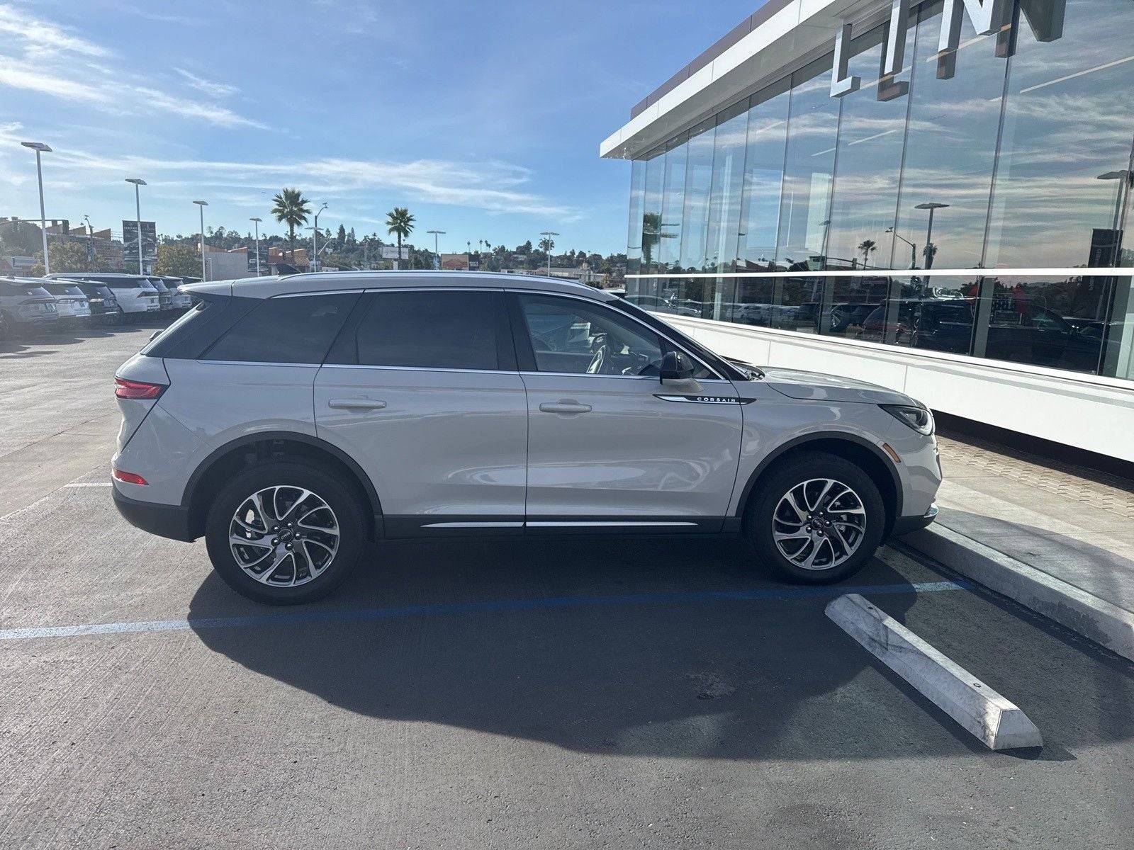 2022 Lincoln Corsair Standard