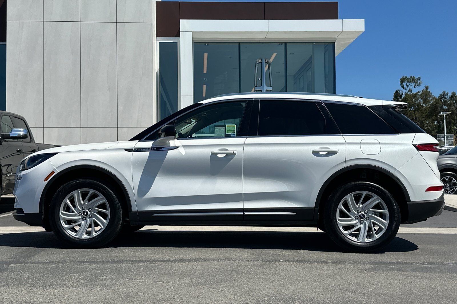 2022 Lincoln Corsair Standard