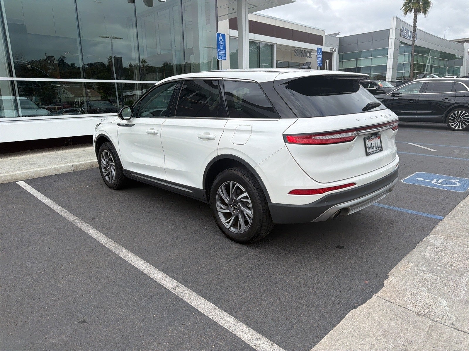 2023 Lincoln Corsair Standard