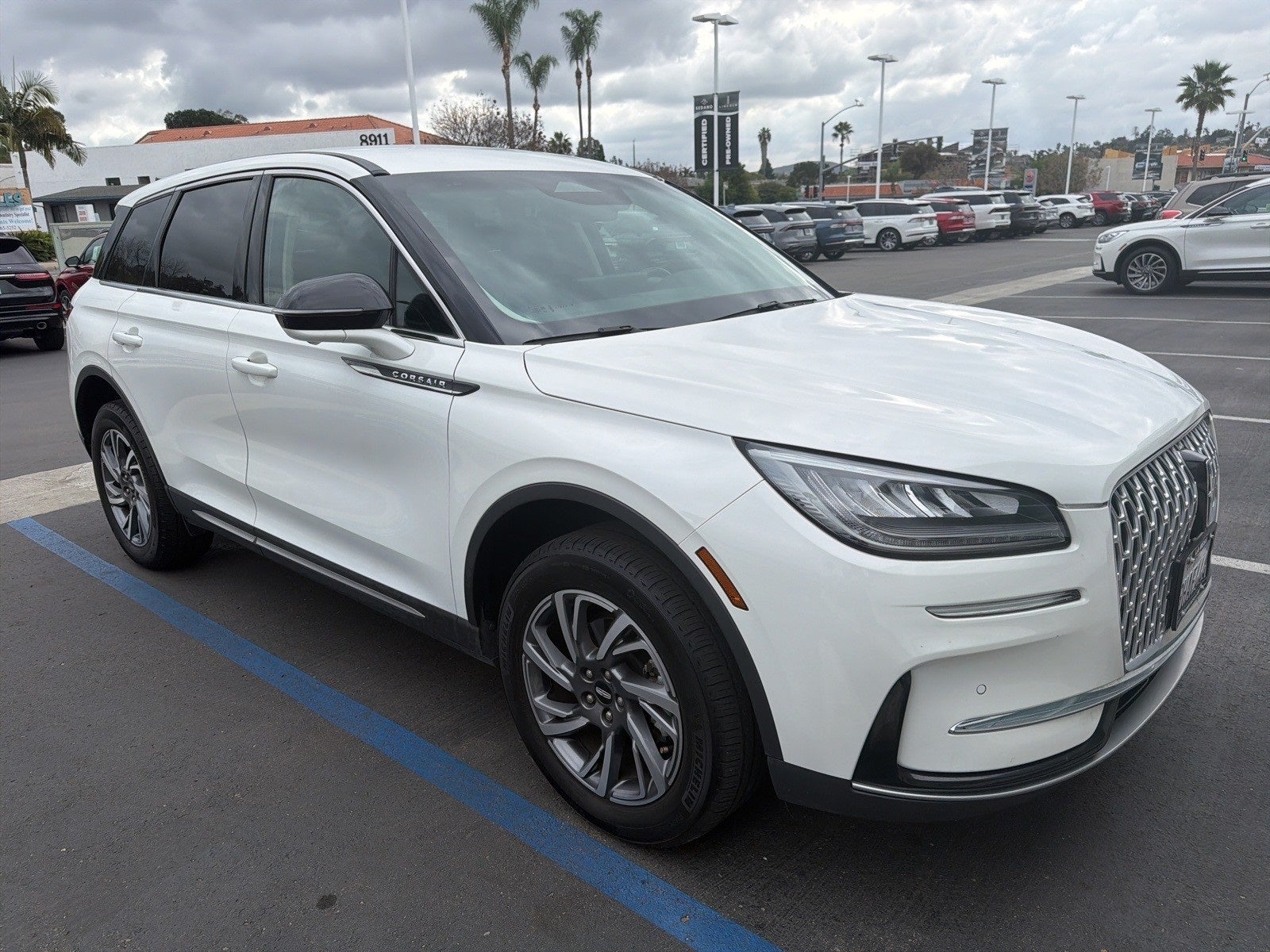 2023 Lincoln Corsair Standard