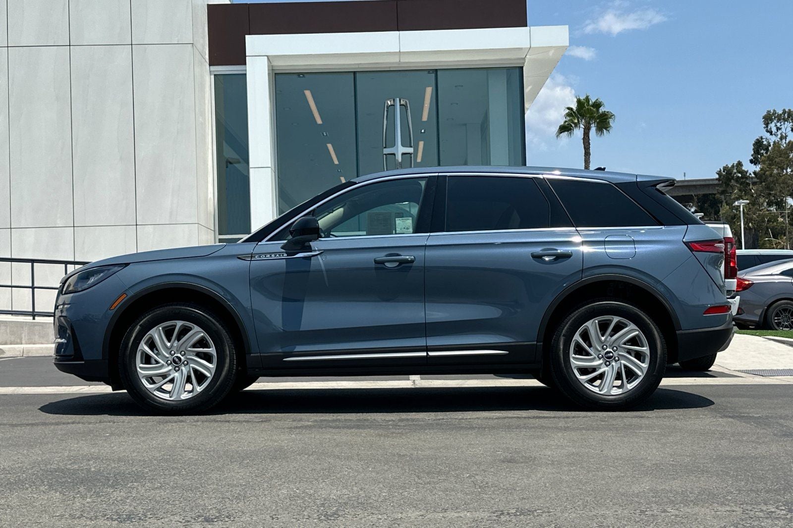 2025 Lincoln Corsair Premiere