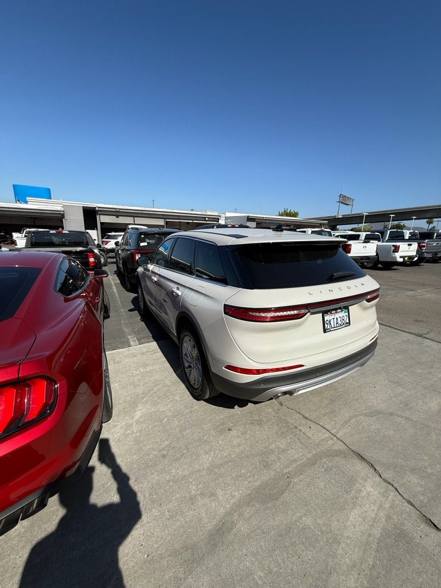 2023 Lincoln Corsair Standard