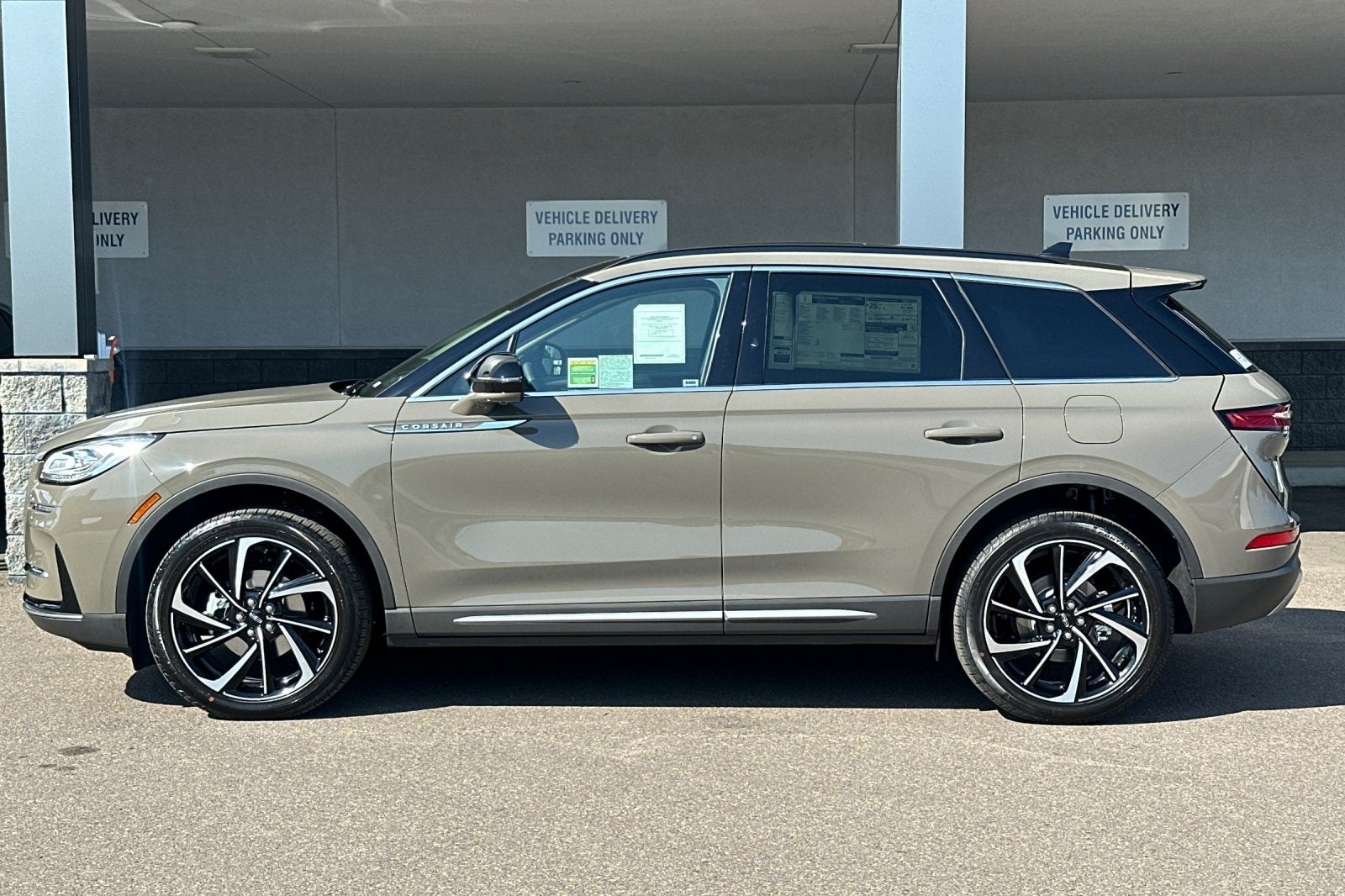 2025 Lincoln Corsair Reserve