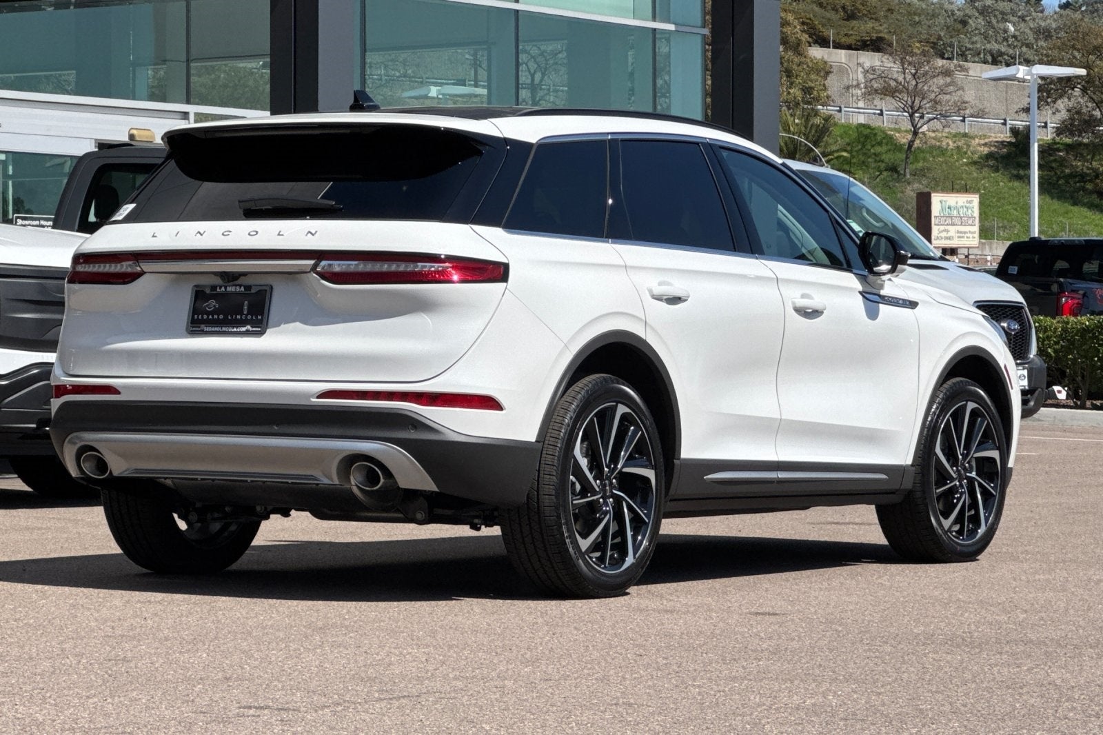 2025 Lincoln Corsair Reserve