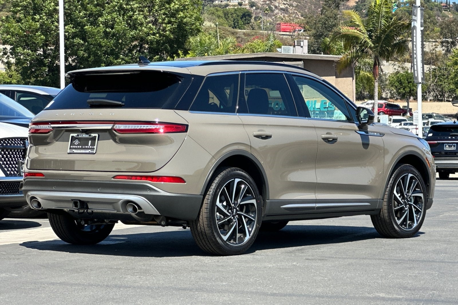 2025 Lincoln Corsair Reserve