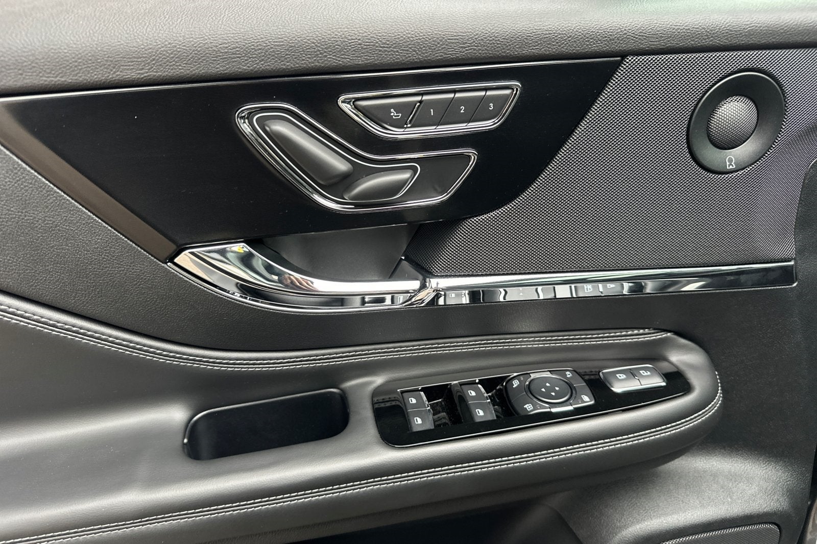 2025 Lincoln Corsair Reserve