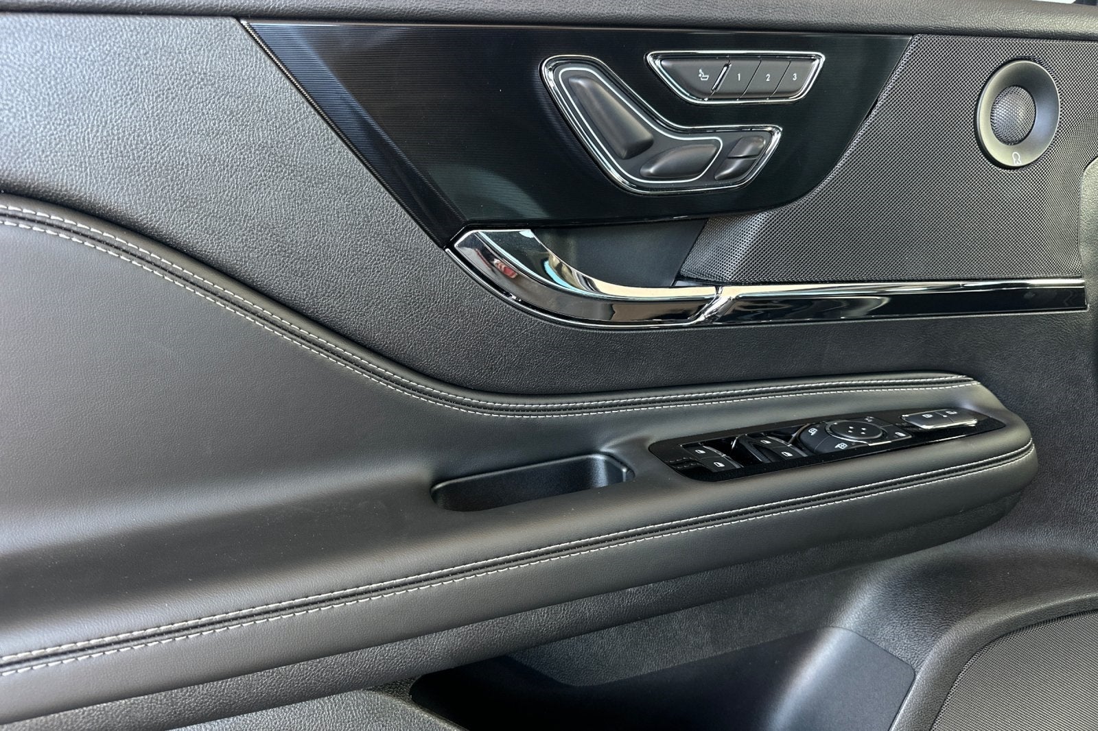 2025 Lincoln Corsair Reserve