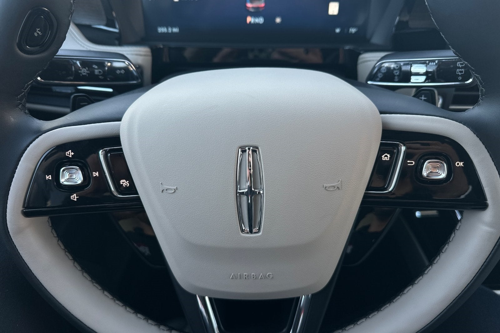 2025 Lincoln Corsair Reserve