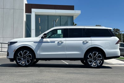 2026 Lincoln Navigator Reserve