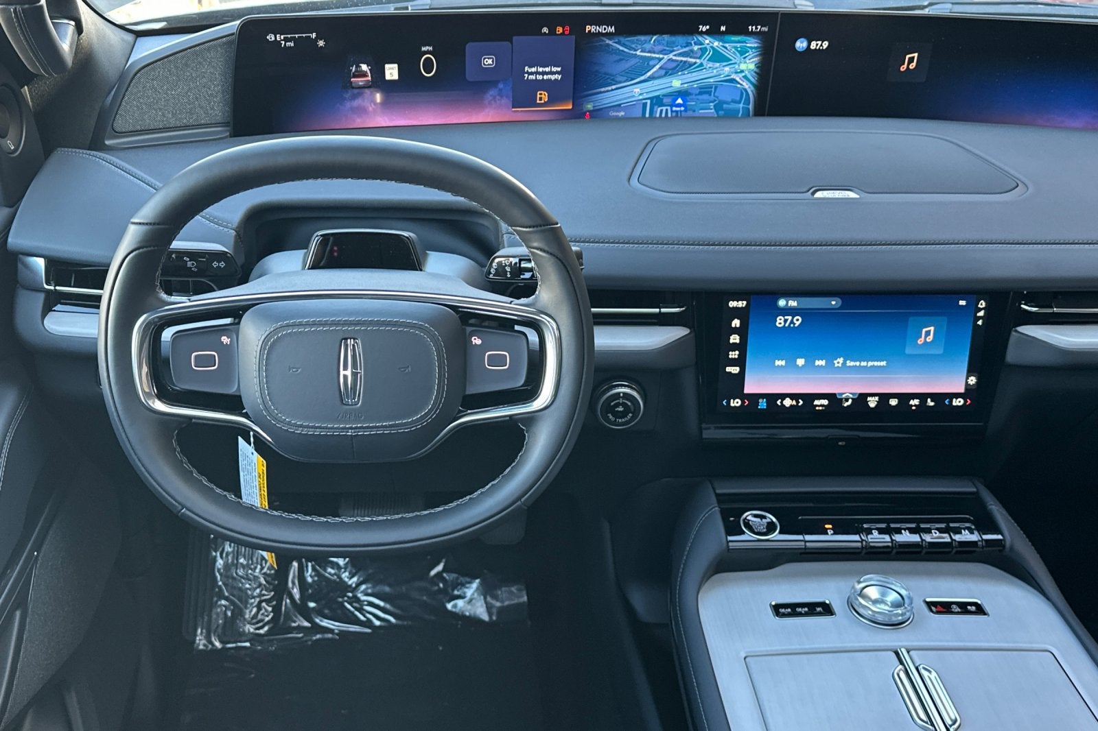 2027 Lincoln Navigator Reserve