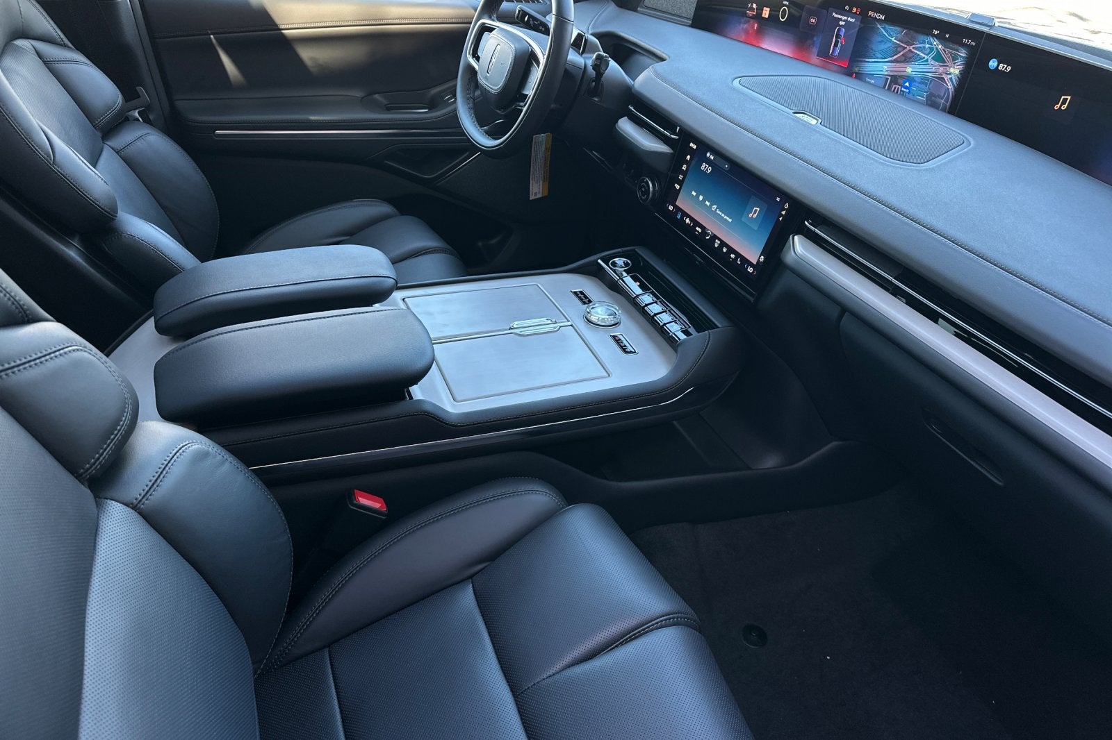 2027 Lincoln Navigator Reserve
