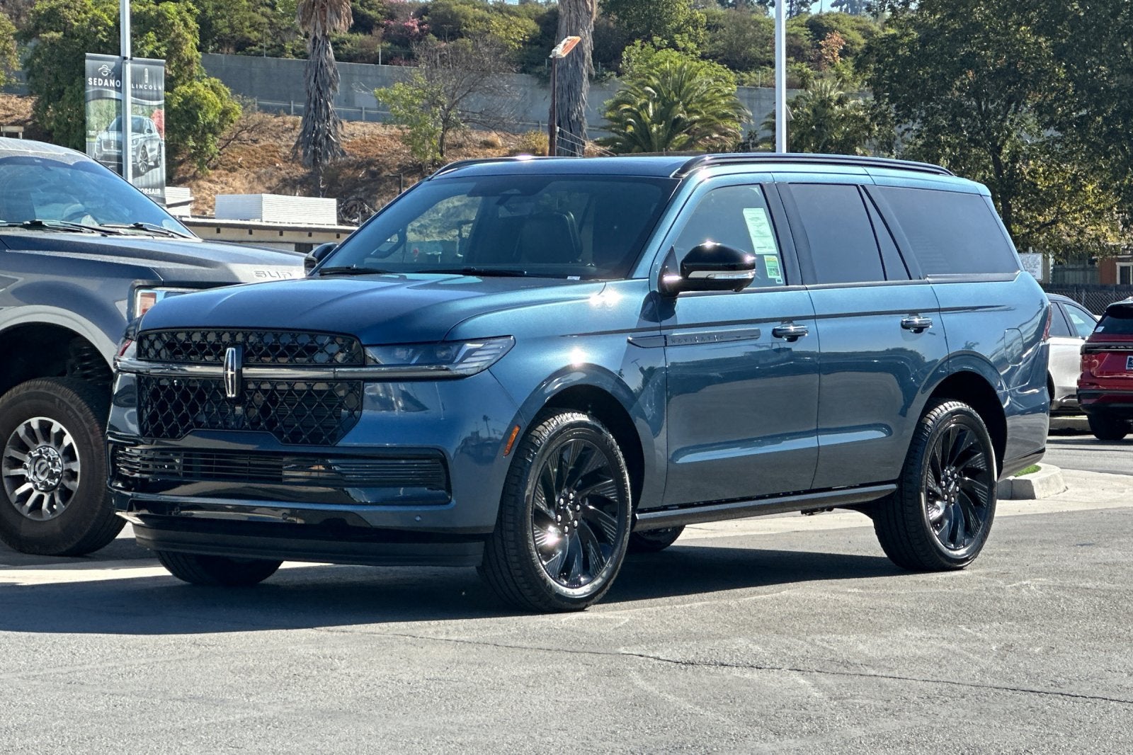 2027 Lincoln Navigator Reserve