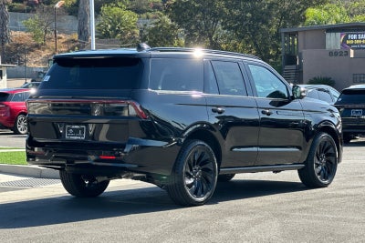 2027 Lincoln Navigator Reserve