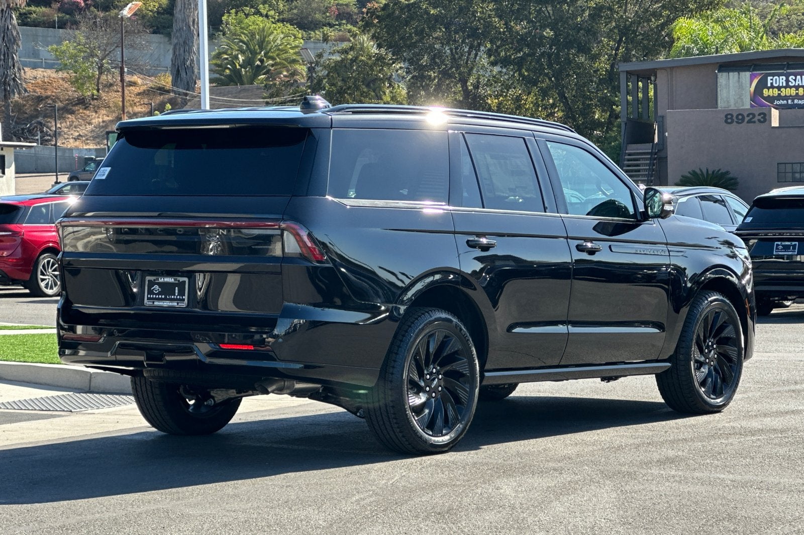 2027 Lincoln Navigator Reserve