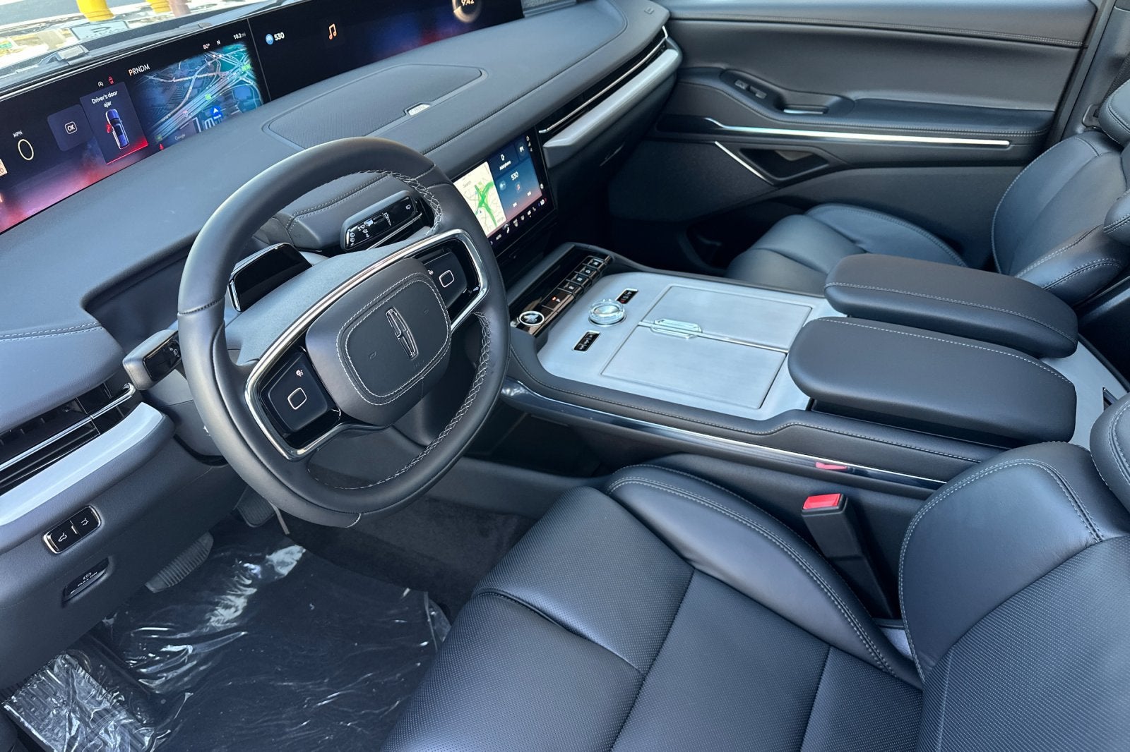 2027 Lincoln Navigator Reserve