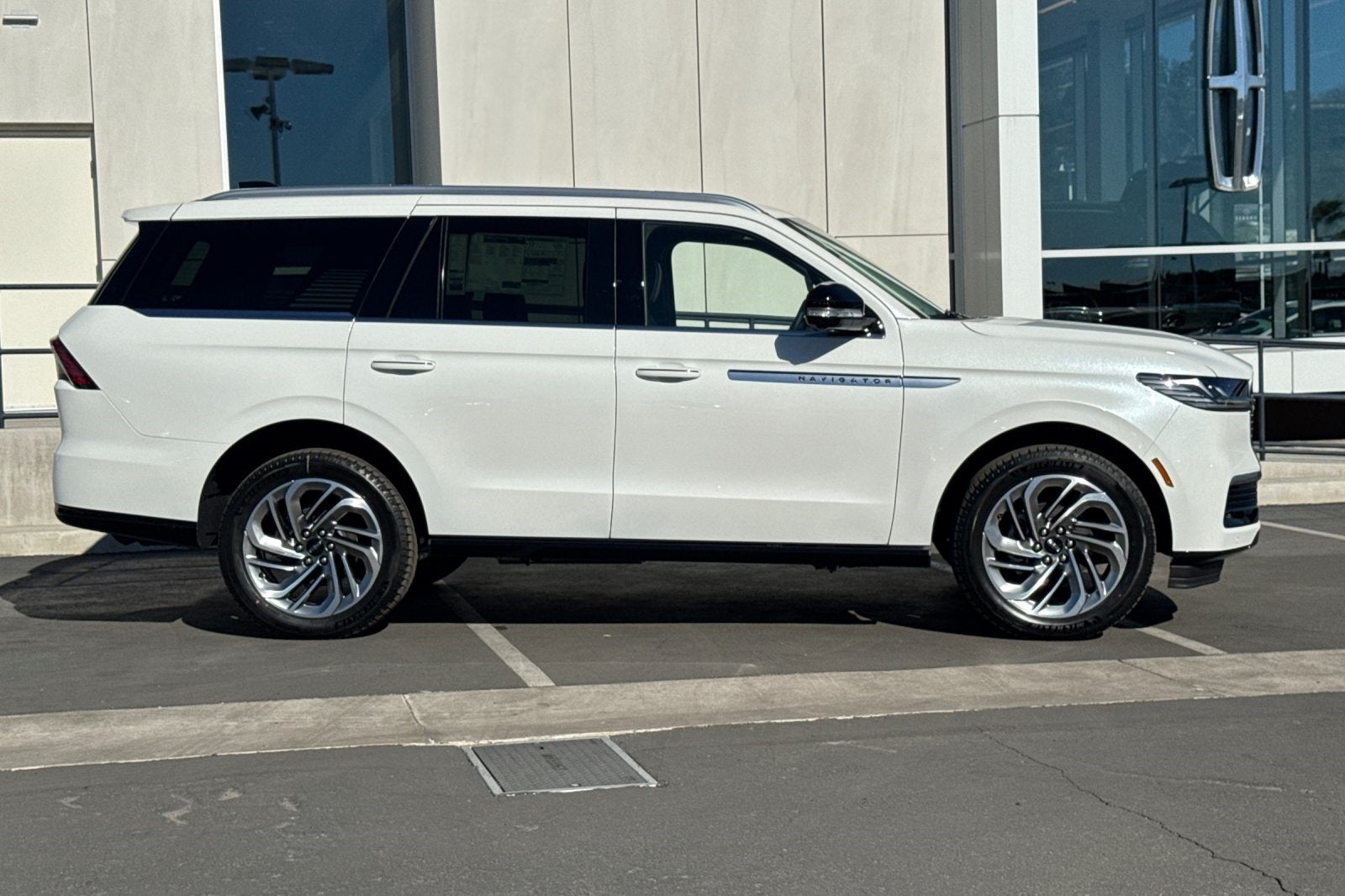 2025 Lincoln Navigator Reserve