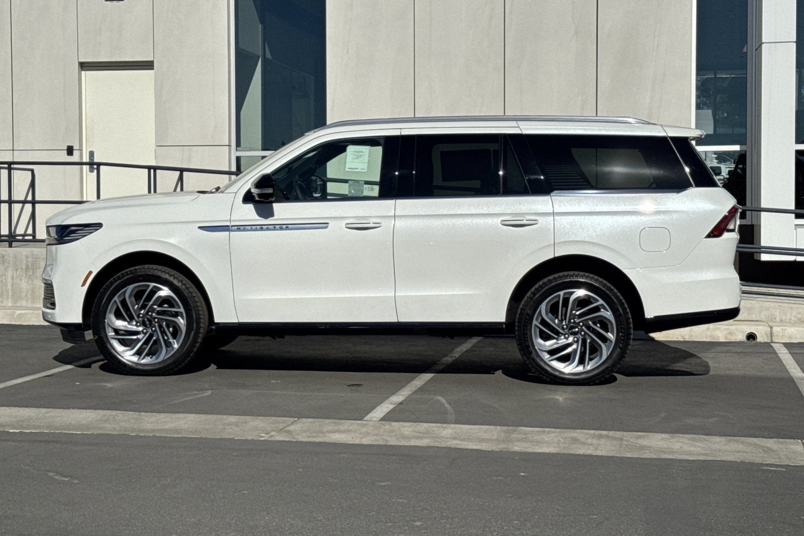2025 Lincoln Navigator Reserve