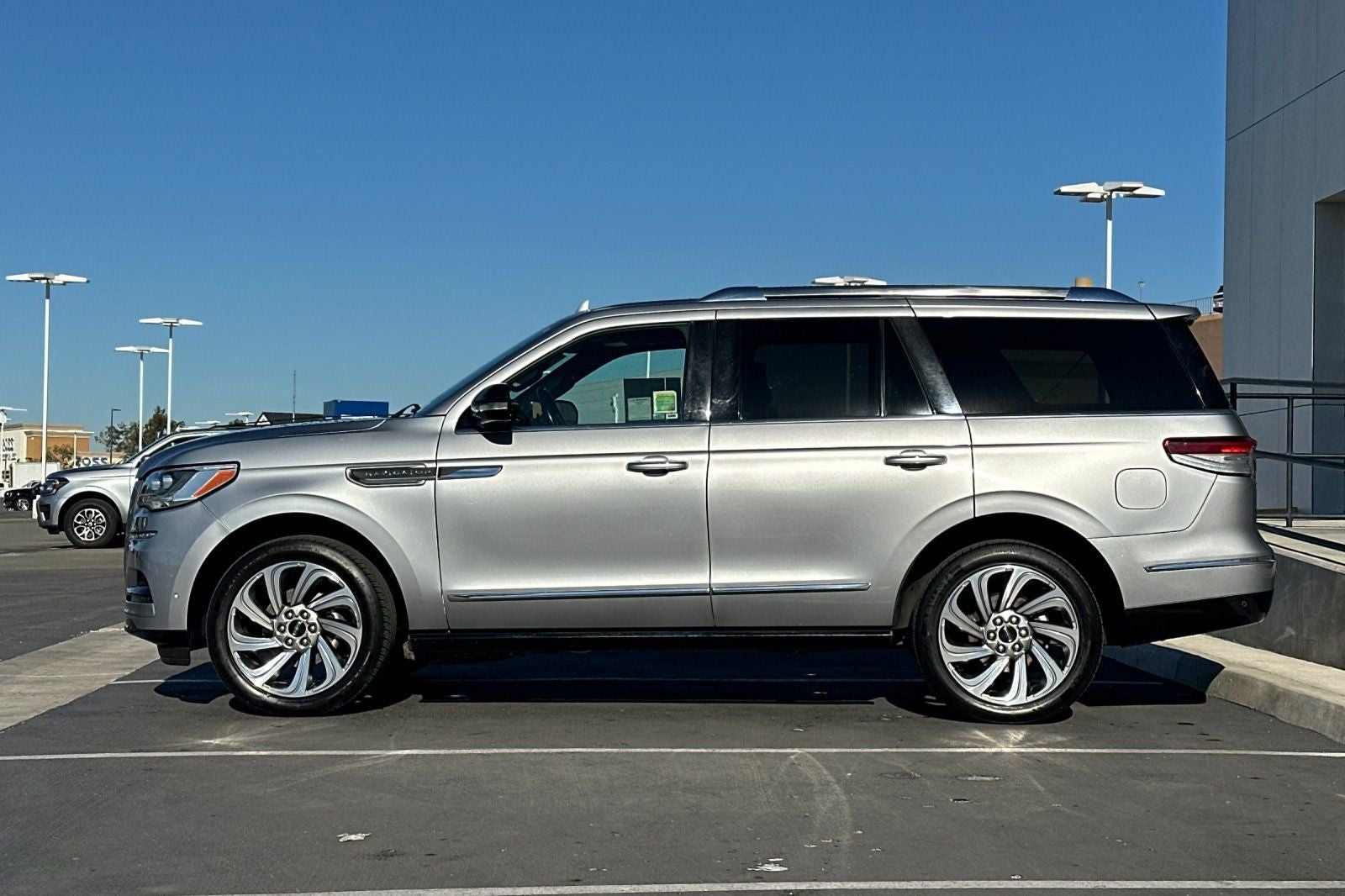 2024 Lincoln Navigator Premiere