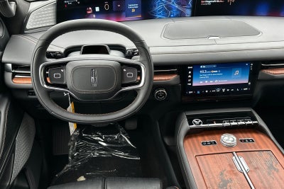 2025 Lincoln Navigator Black Label