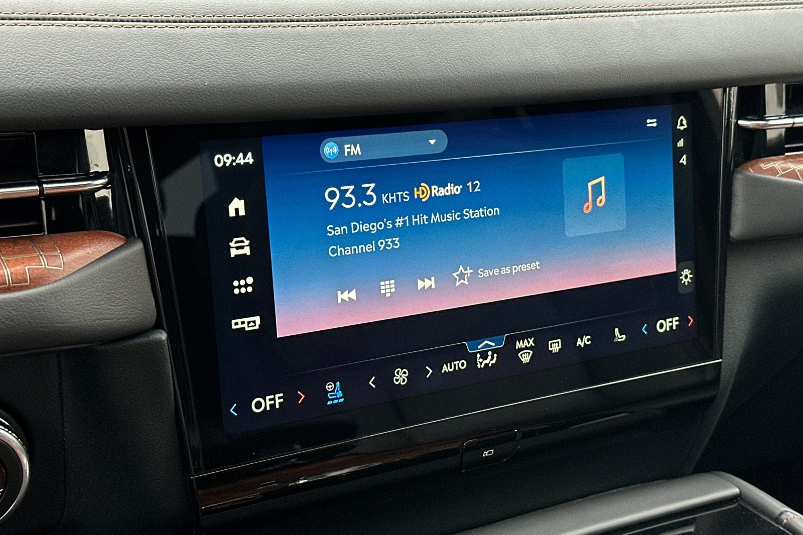 2025 Lincoln Navigator Black Label