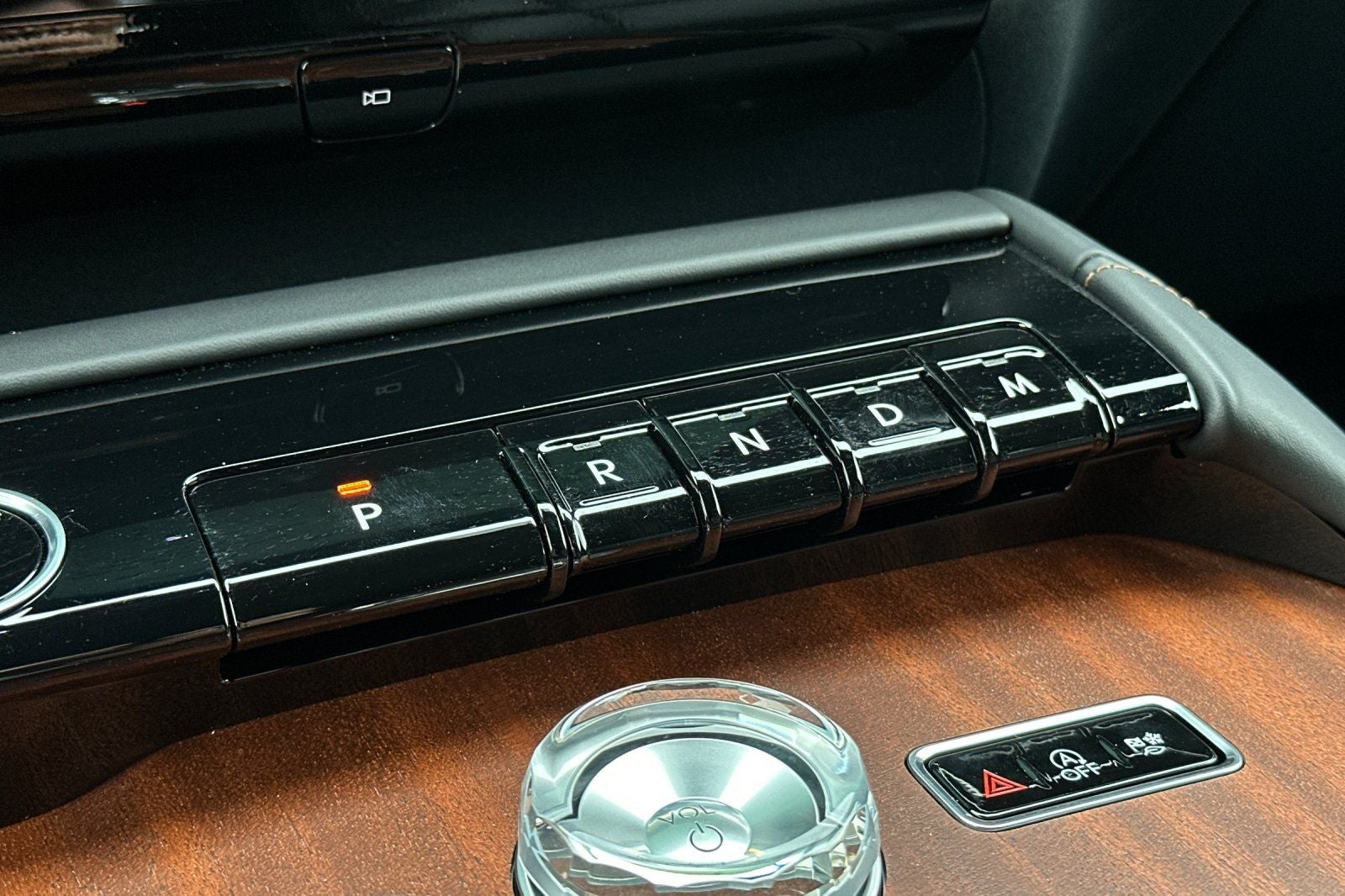 2025 Lincoln Navigator Black Label