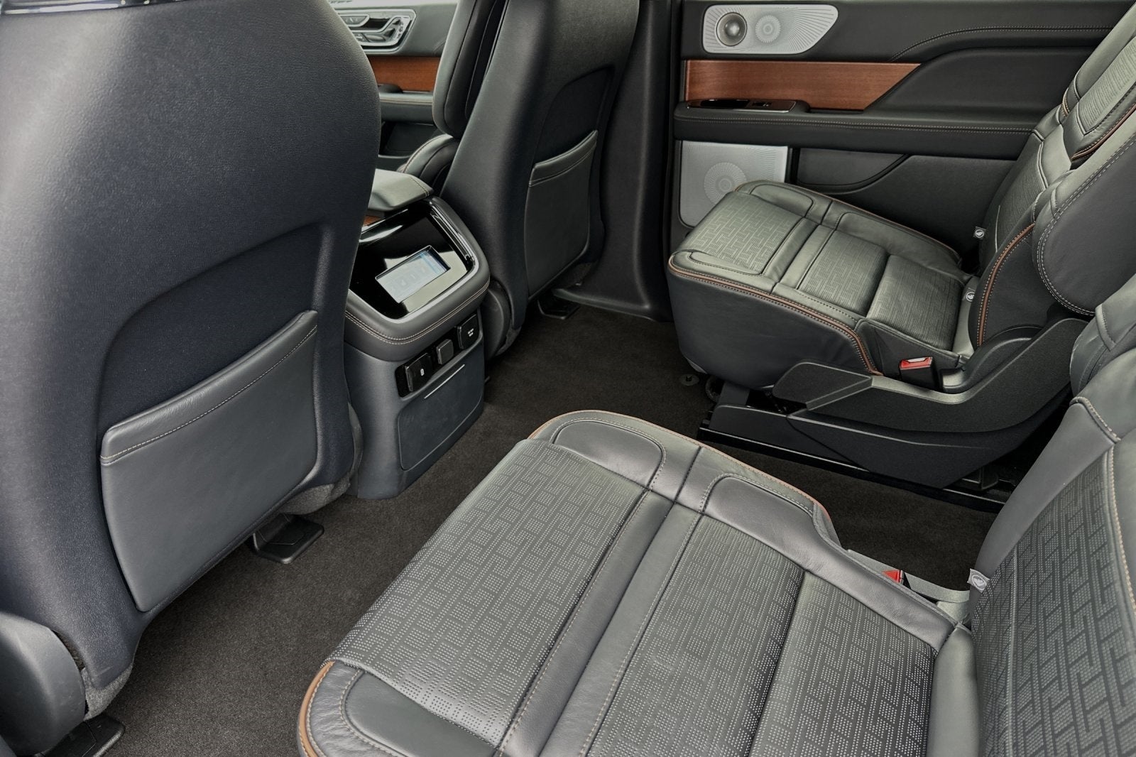 2024 Lincoln Navigator Black Label