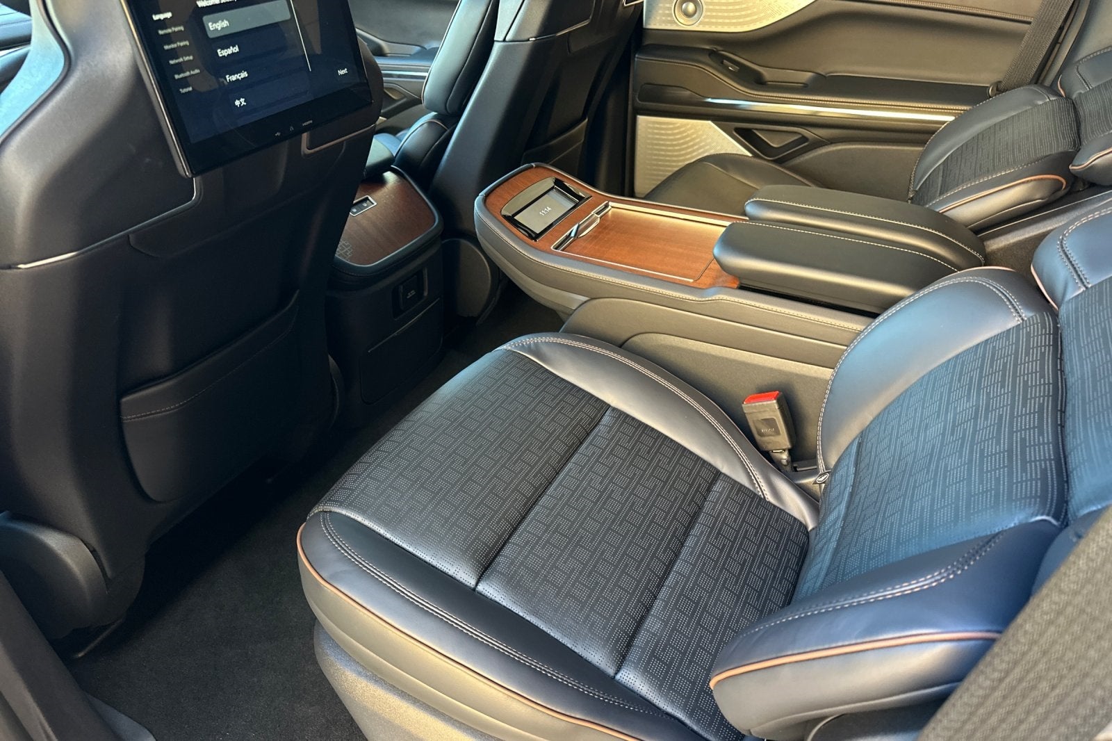 2025 Lincoln Navigator Black Label