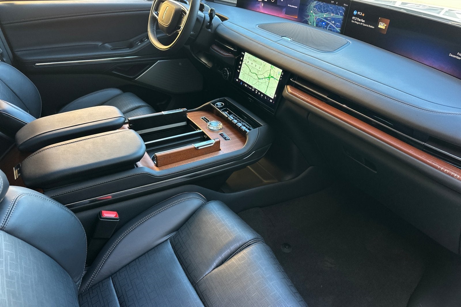 2025 Lincoln Navigator Black Label