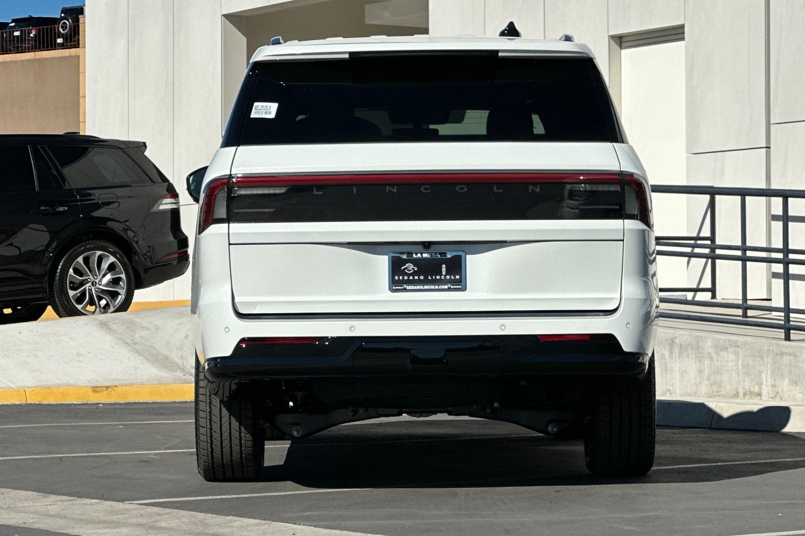 2025 Lincoln Navigator Black Label