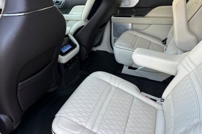 2022 Lincoln Navigator Black Label