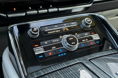 2022 Lincoln Navigator Black Label