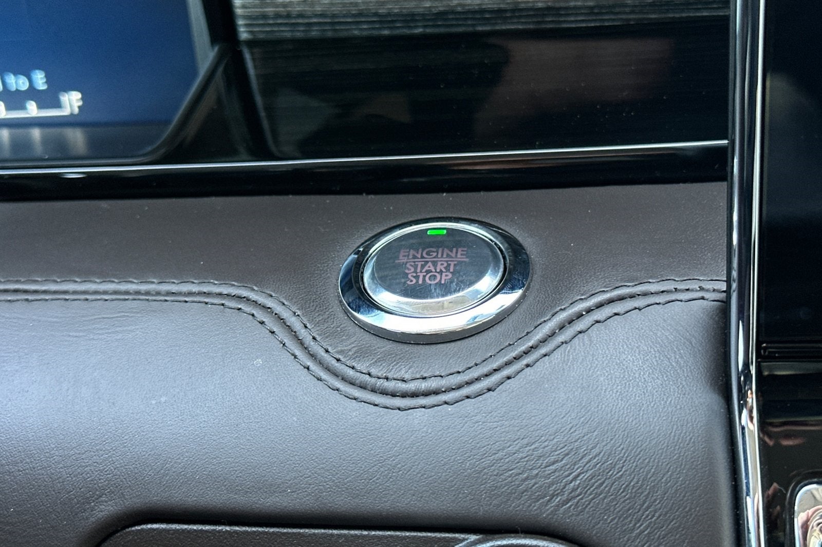 2022 Lincoln Navigator Black Label