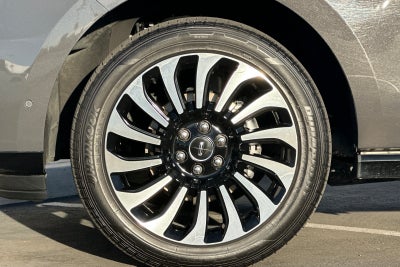 2022 Lincoln Navigator Black Label