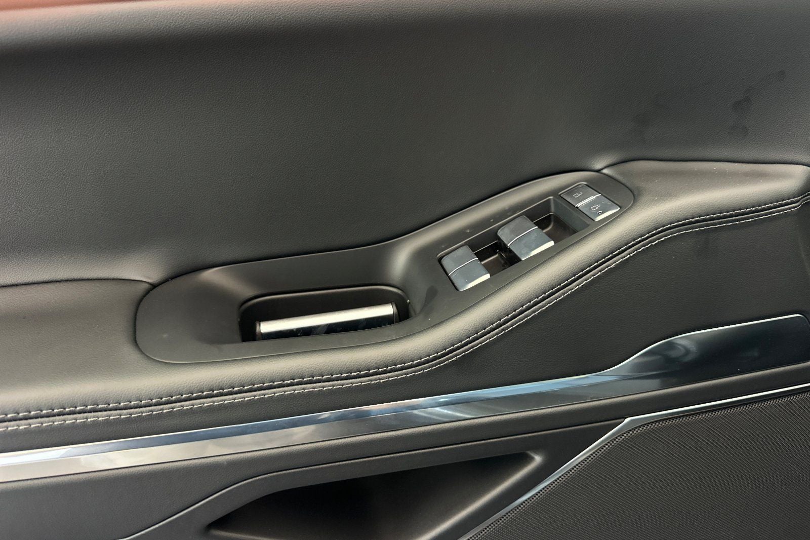 2027 Lincoln Navigator Premiere