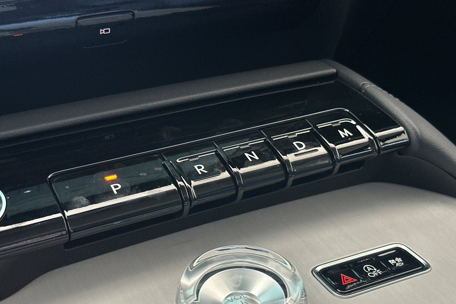 2027 Lincoln Navigator Premiere