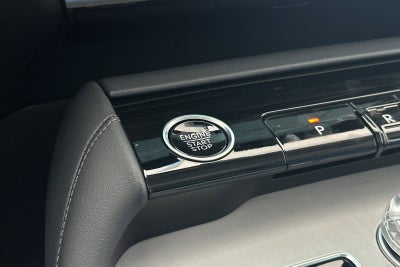 2027 Lincoln Navigator Premiere