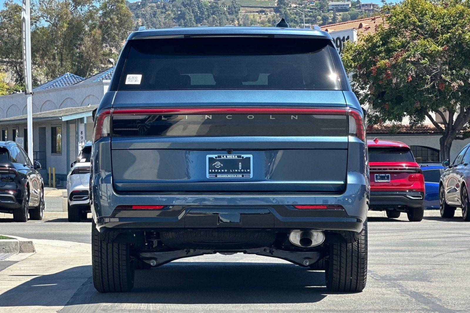 2027 Lincoln Navigator Premiere