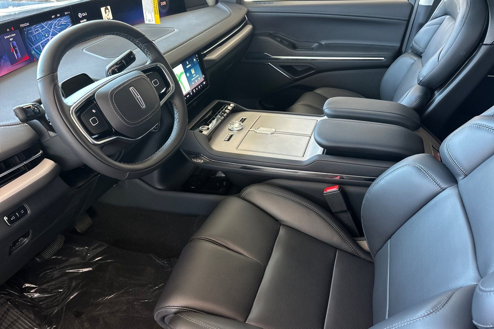 2027 Lincoln Navigator Premiere