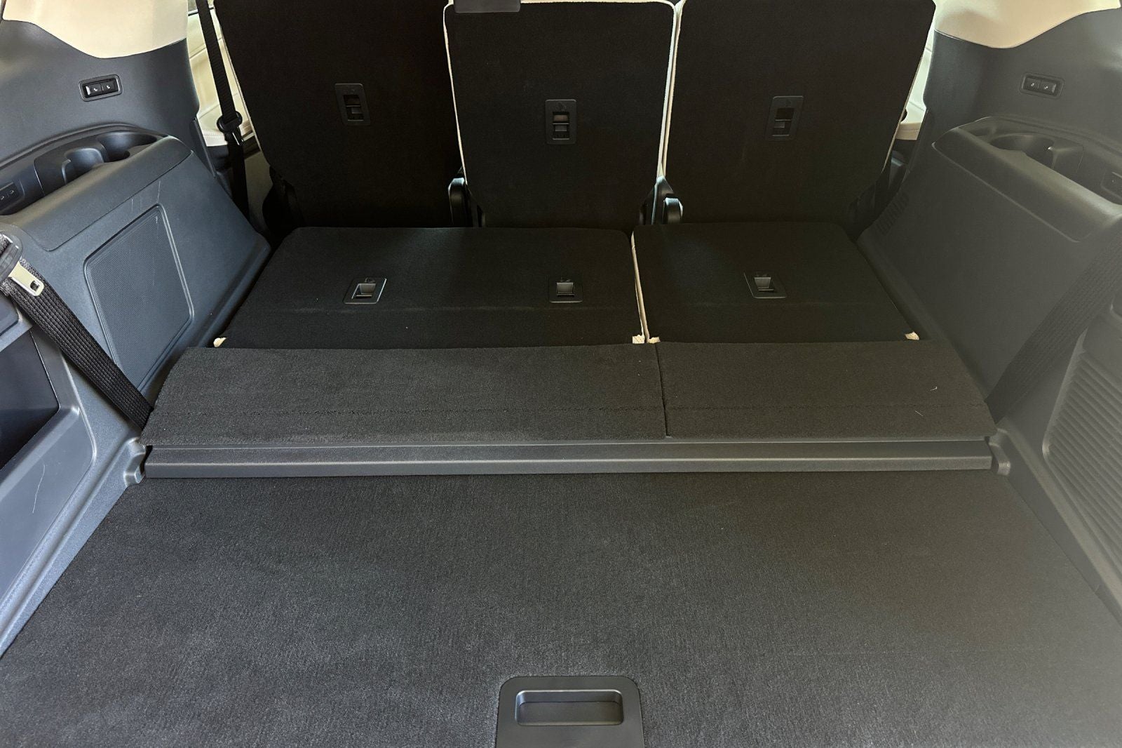 2027 Lincoln Navigator Premiere