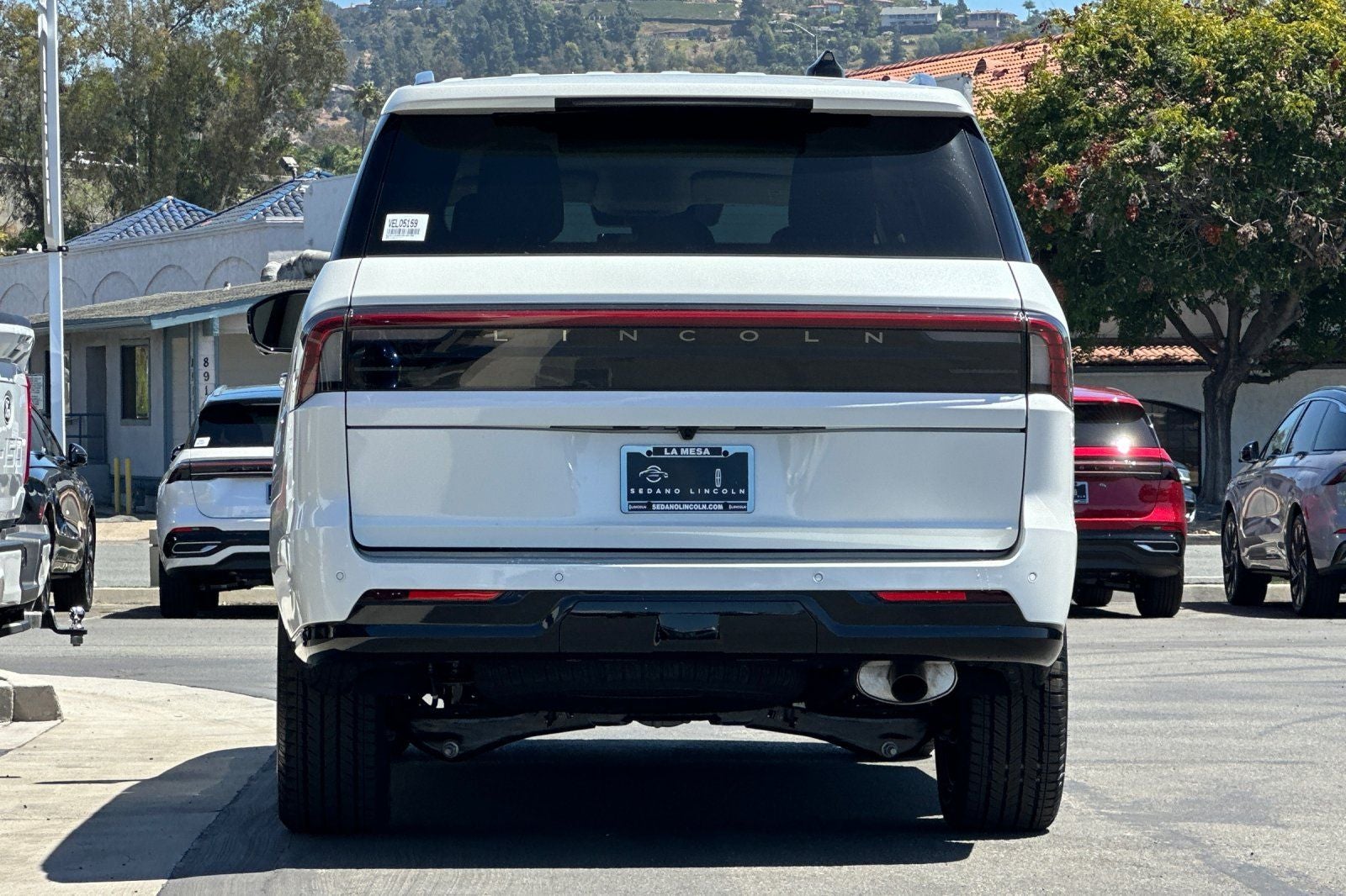 2027 Lincoln Navigator Premiere