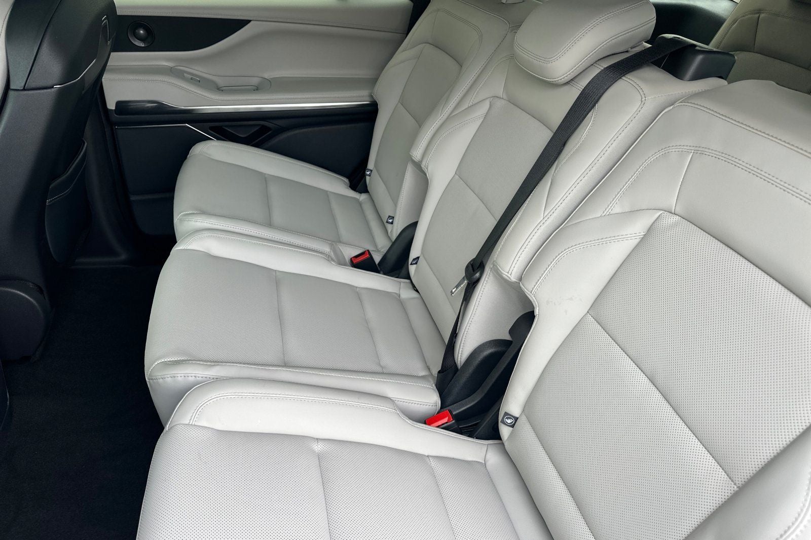 2026 Lincoln Navigator Premiere