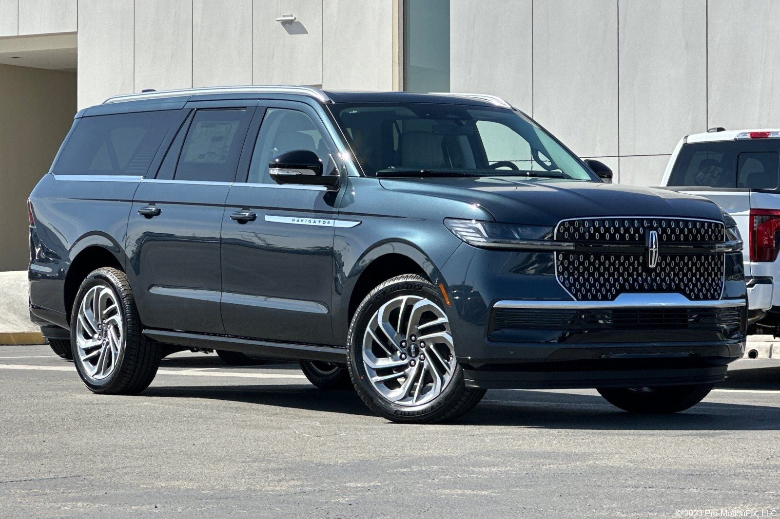 2026 Lincoln Navigator L Reserve
