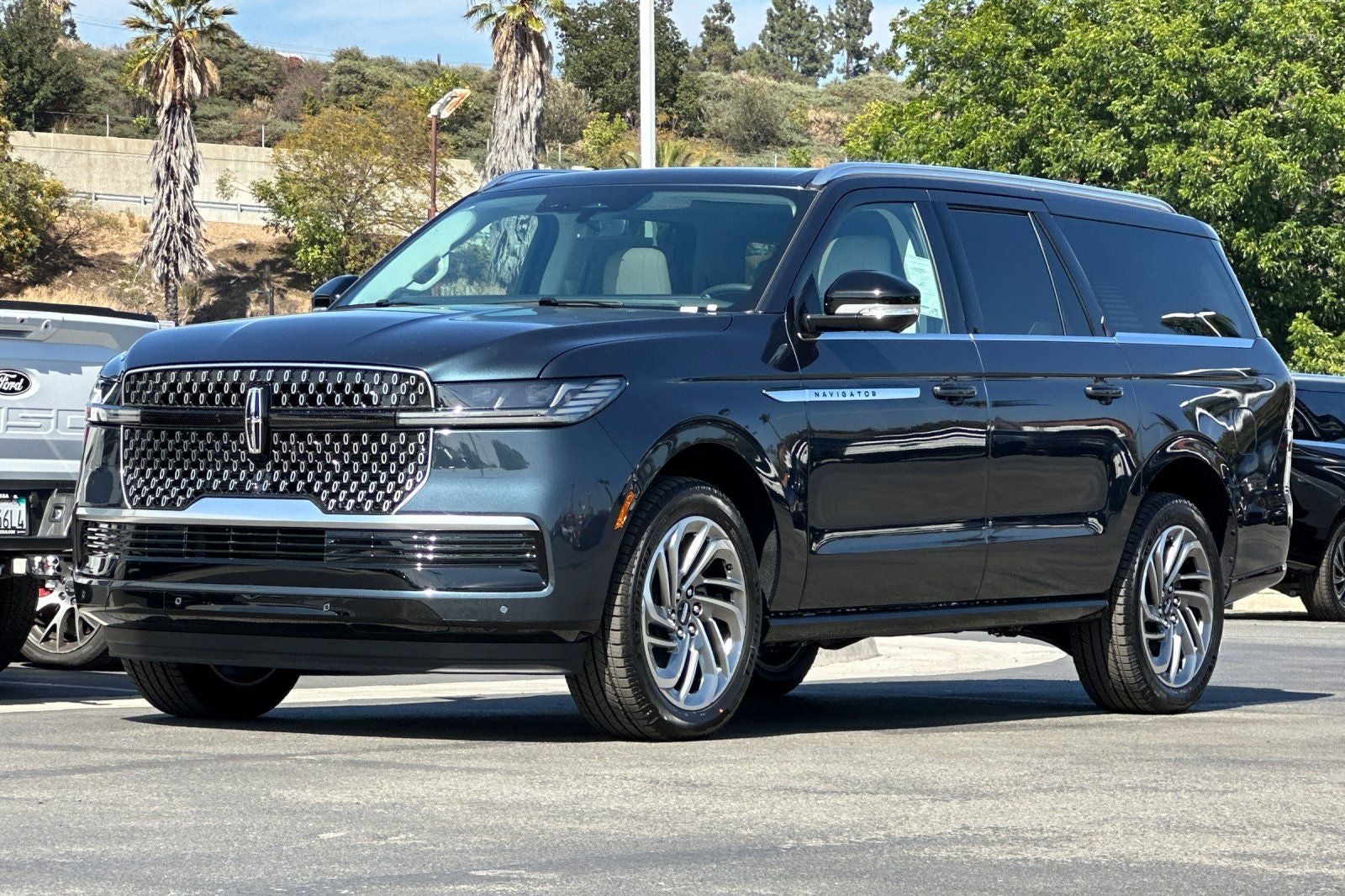 2026 Lincoln Navigator L Reserve