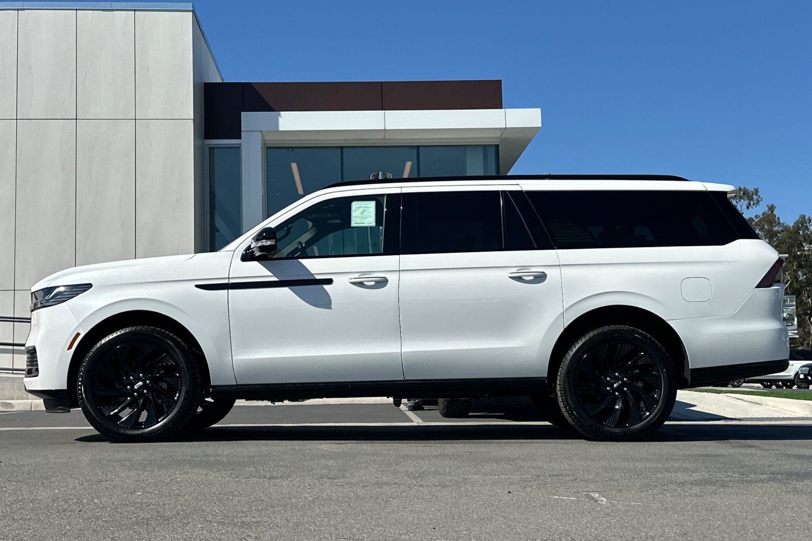 2026 Lincoln Navigator L Reserve