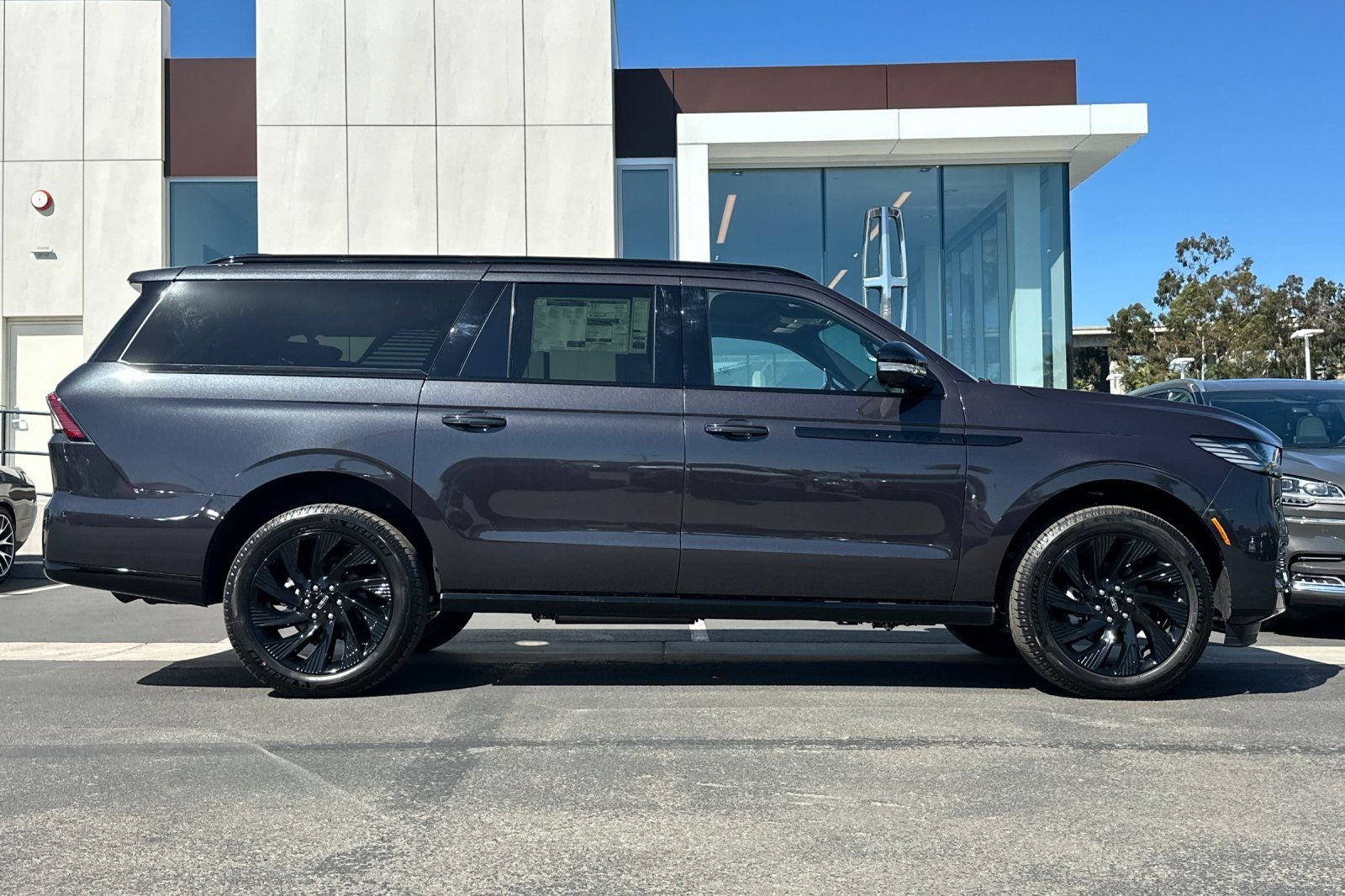 2026 Lincoln Navigator L Reserve