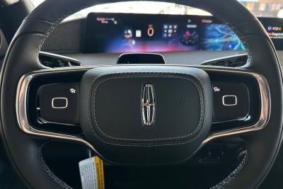 2027 Lincoln Navigator L Reserve