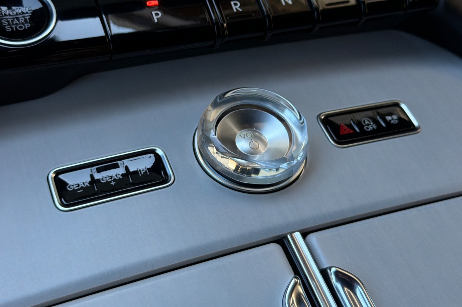 2027 Lincoln Navigator L Reserve